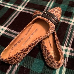Cheetah/leopard print flats
